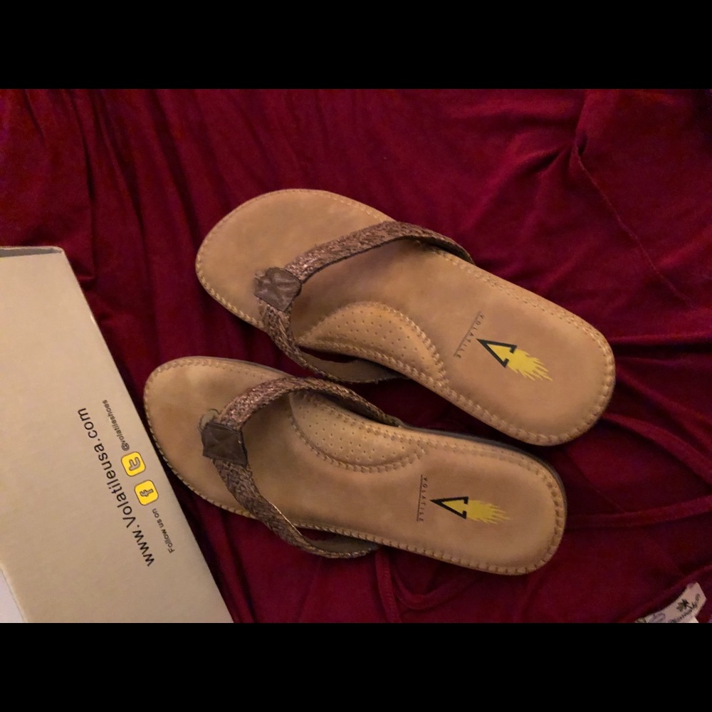 Volatile Flip Flops - Picture 3 of 3